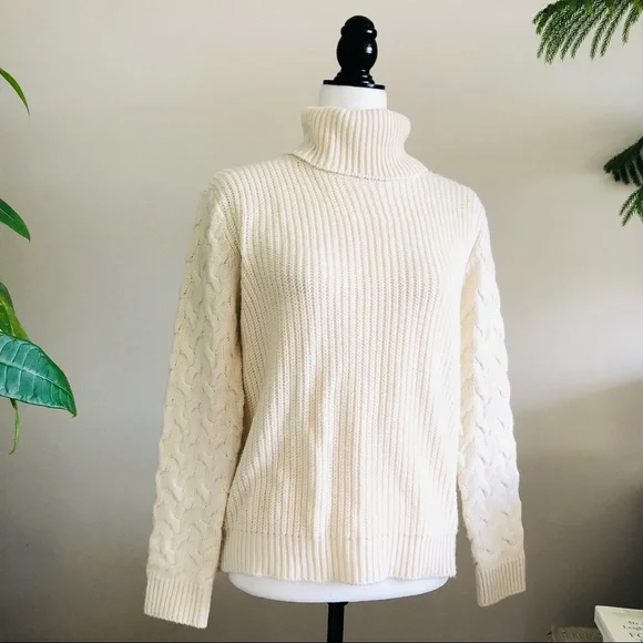 ❌SOLD❌🟡2/$30 | F21 | Cable knit sweater - Picture 2 of 6